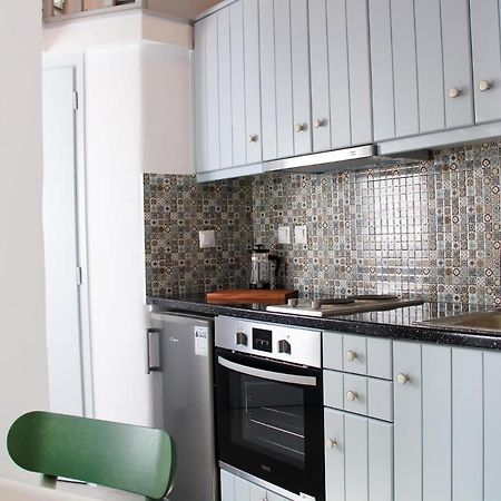 Cozy Guesthouse - Agios Romanos Esterno foto