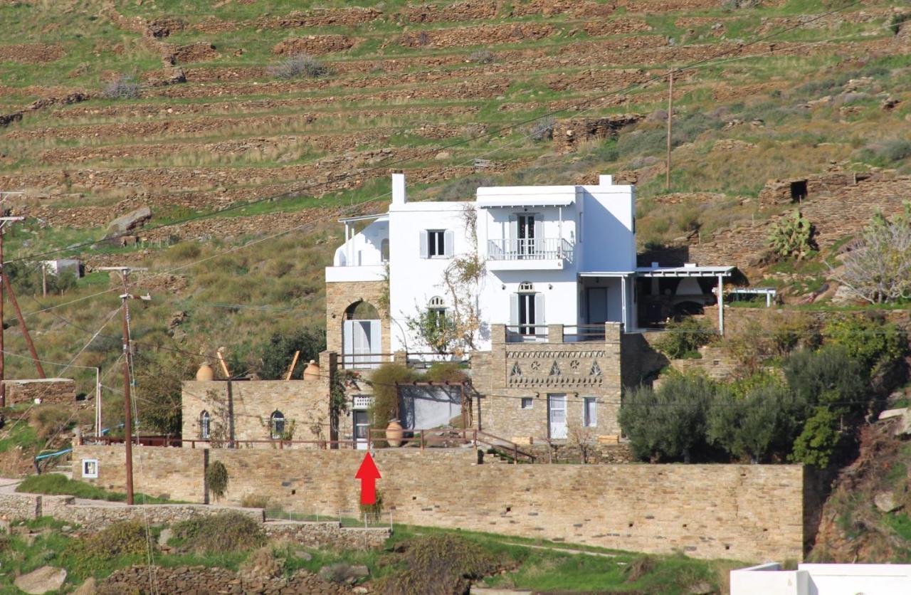 Cozy Guesthouse - Agios Romanos Esterno foto