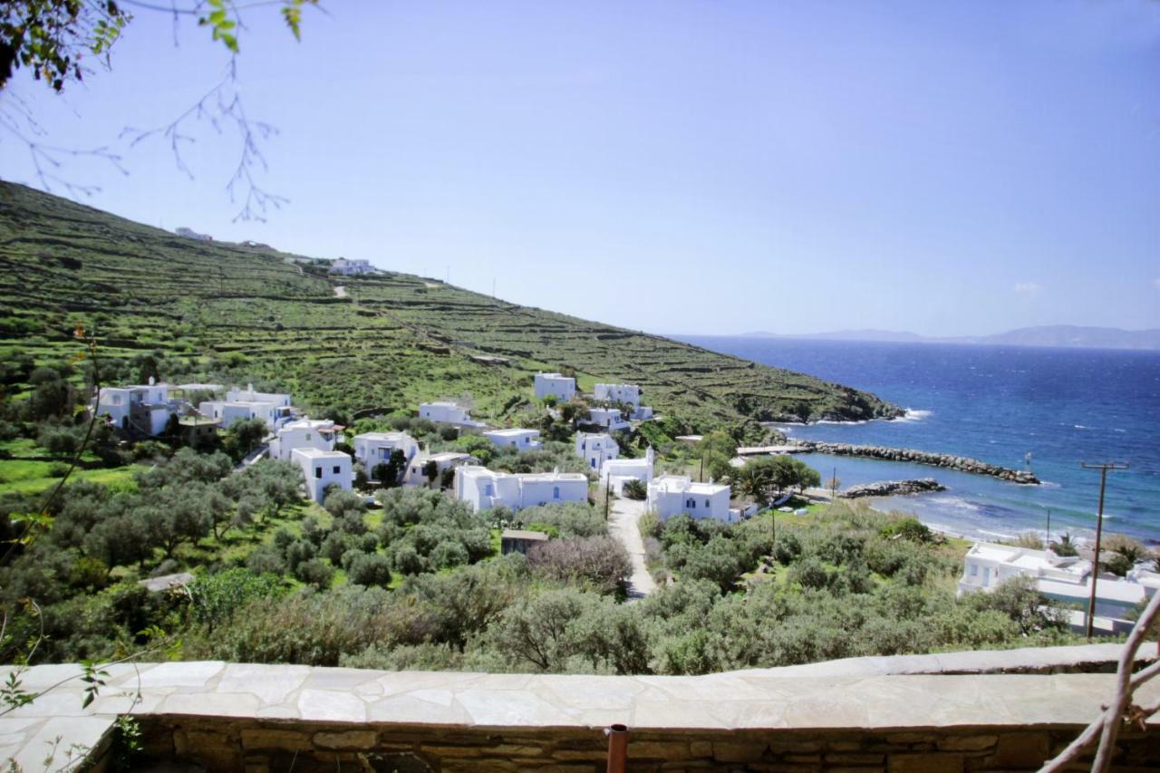 Cozy Guesthouse - Agios Romanos Esterno foto